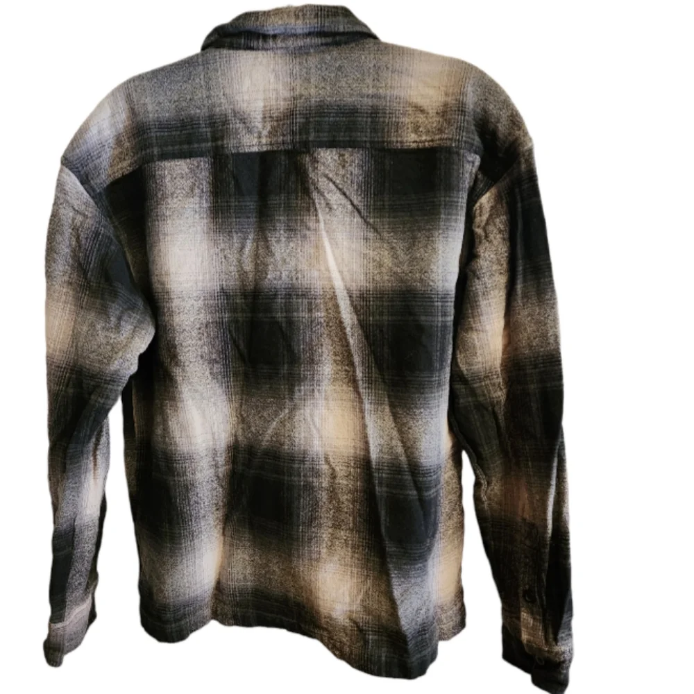 Playboy By PacSun Shadow Plaid Flannel Shirt size small - Picture 3 of 6